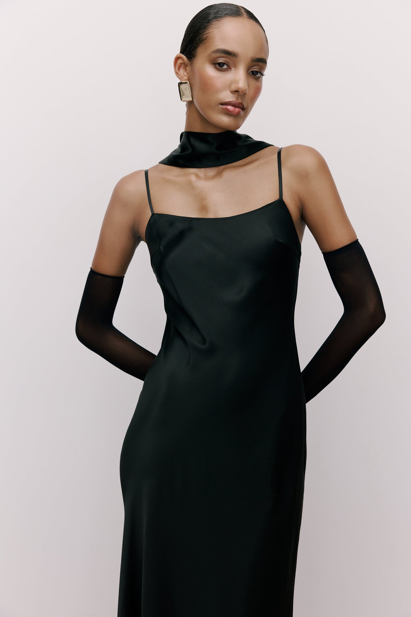 Isla Gown Black